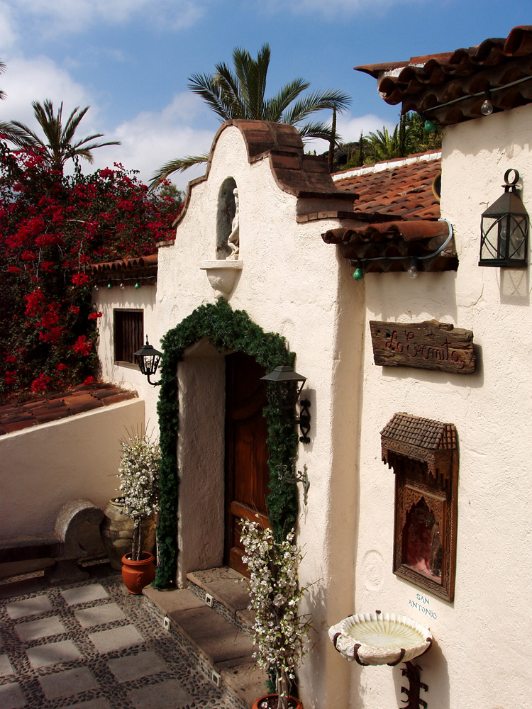 La Ermita, El Monasterio