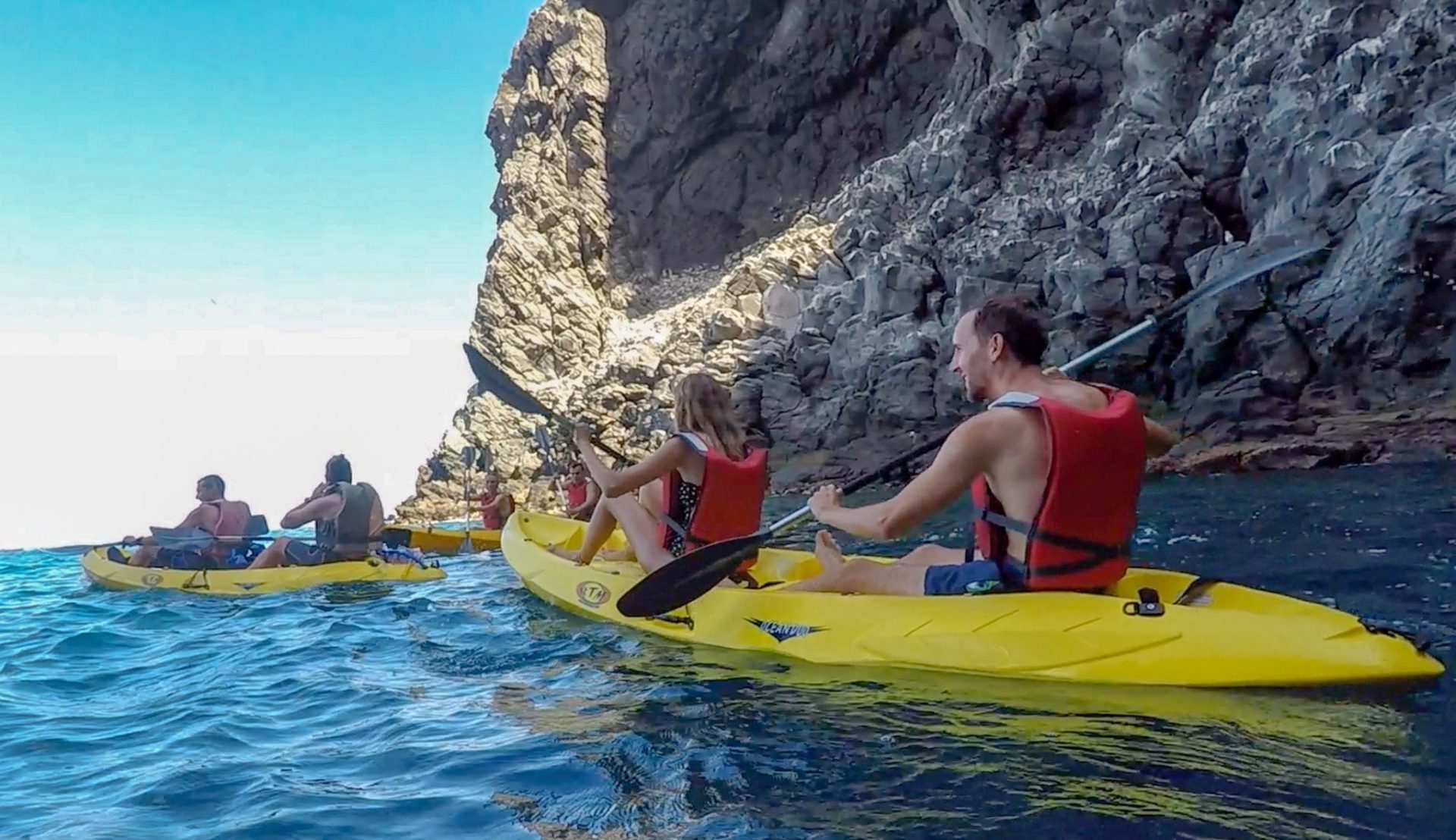 How to Enjoy a Superb Sea Kayaking Trip in Tenerife - TENERIFE MAGAZINE